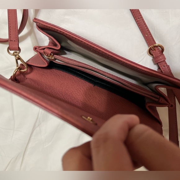 LC Lauren Conrad Pink Cross Body Bag - Picture 4 of 5